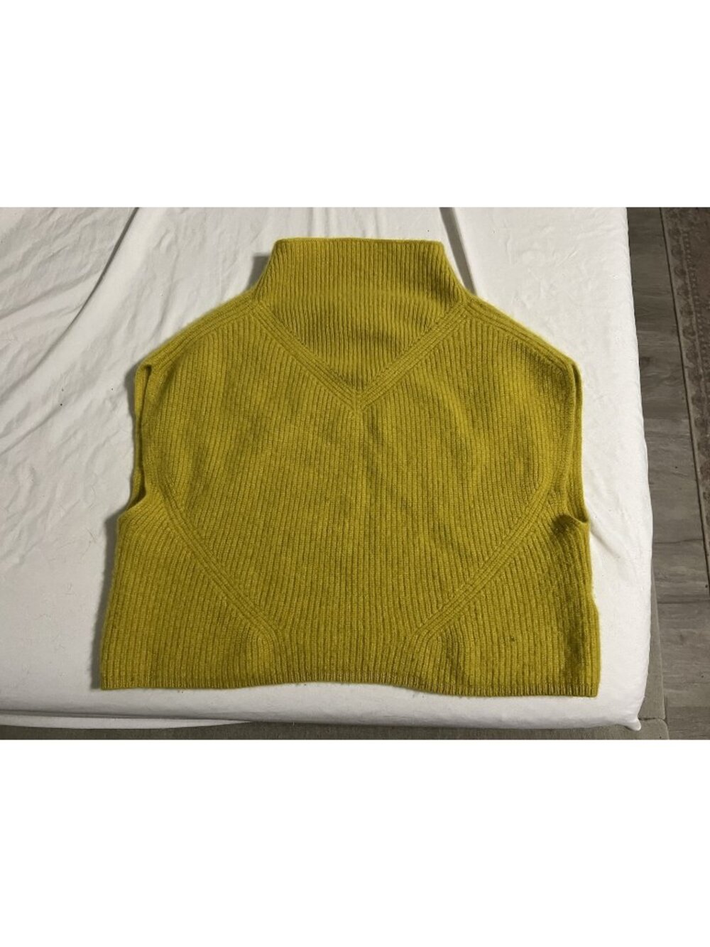 Anthropologie 100% Cashmere Mock Neck Crop Pullover Sweater Vest